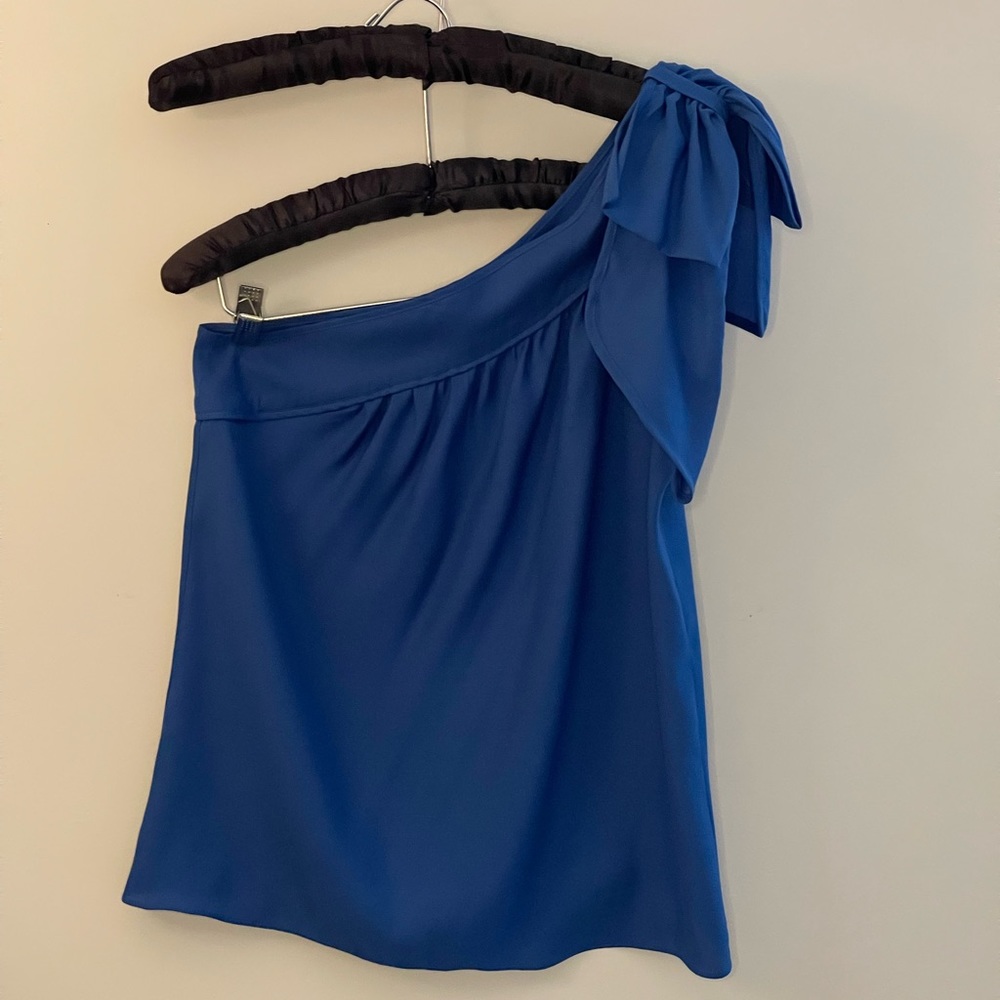 Saks 5th Avenue One shoulder top